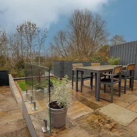 82 Van Road Caerphilly Exterior photo